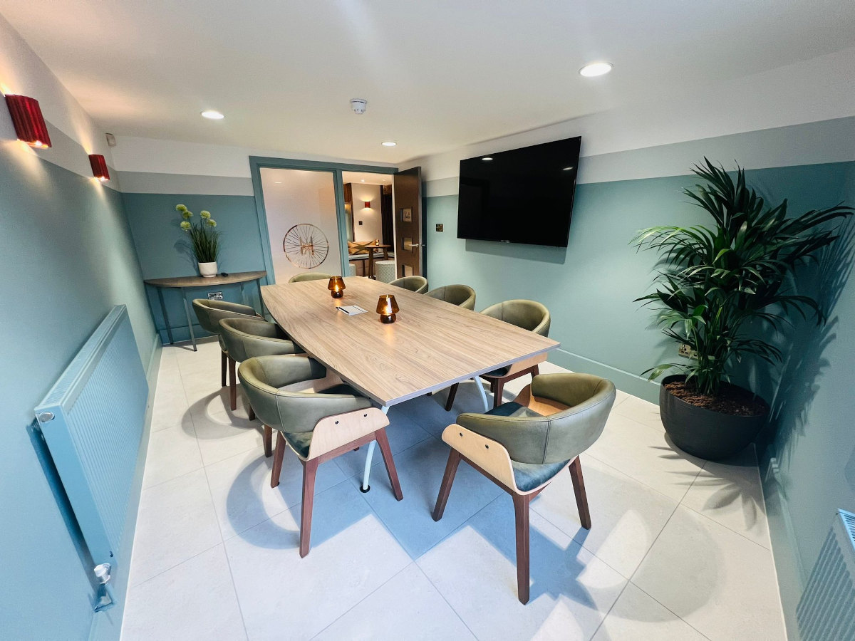 MEETING ROOM 1
